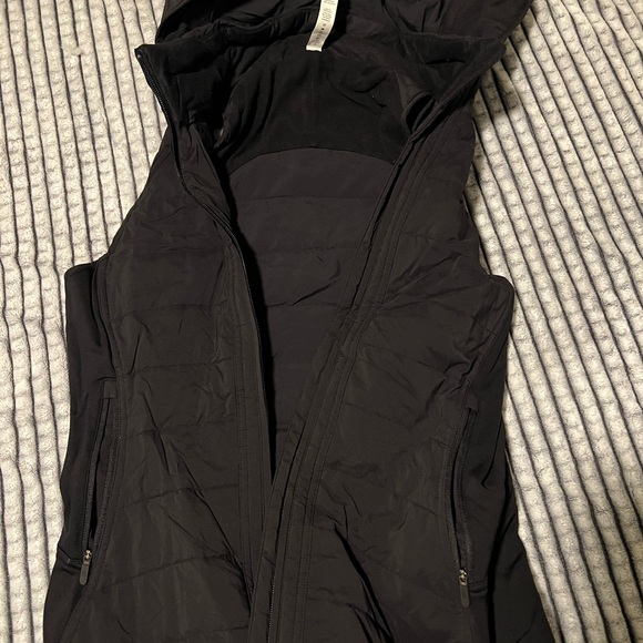lululemon athletica Black Jacket - Picture 1 of 3